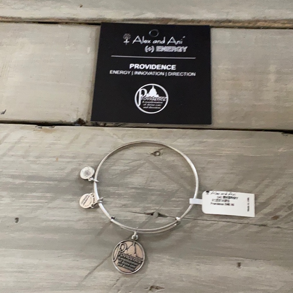 NWT ALEX AND ANI Providence RI Bracelet